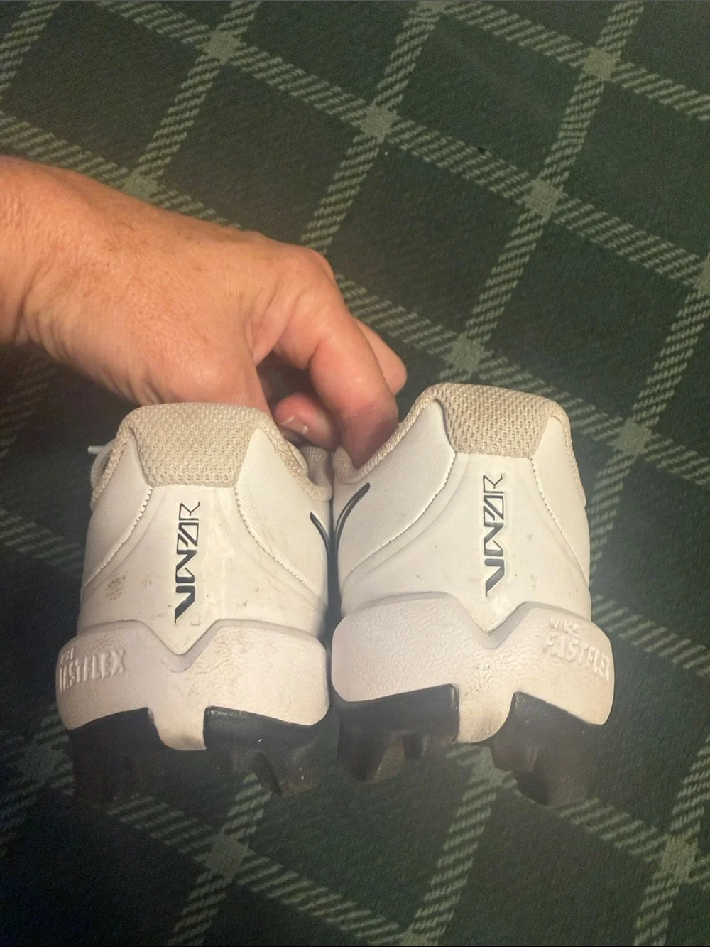 Kids 2Y Nike vapor White and Black Mesh cleats